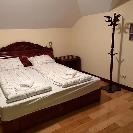 Castle 2 Bedroom Apartment